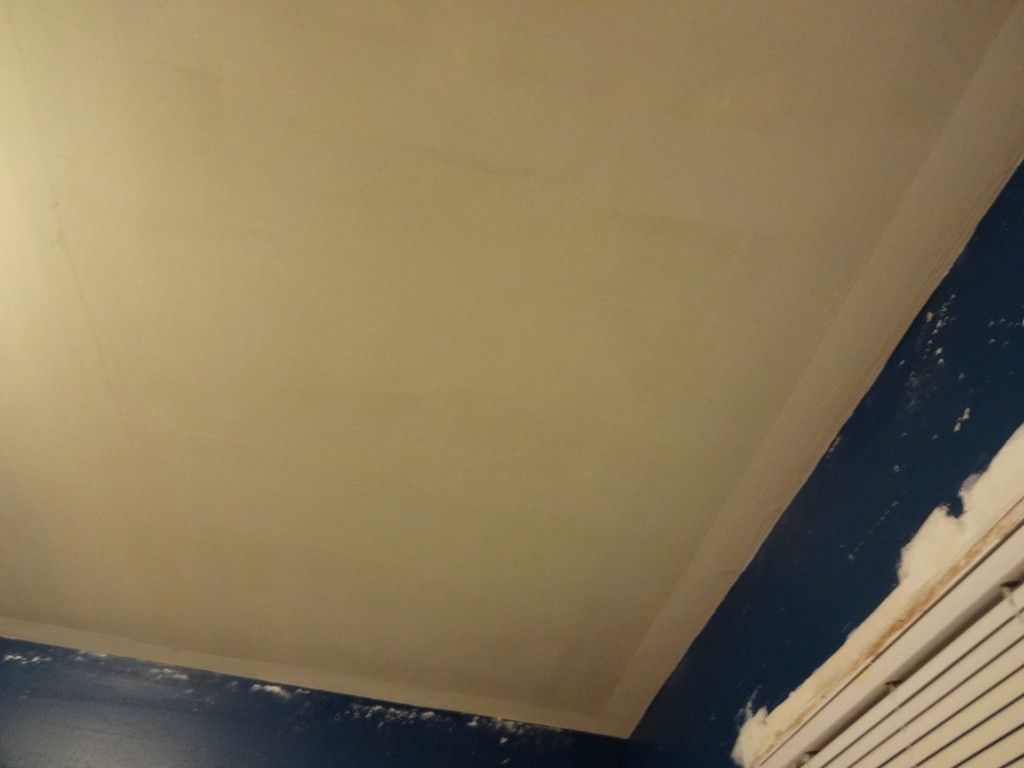 This part of the ceiling is perfect and smooth. 